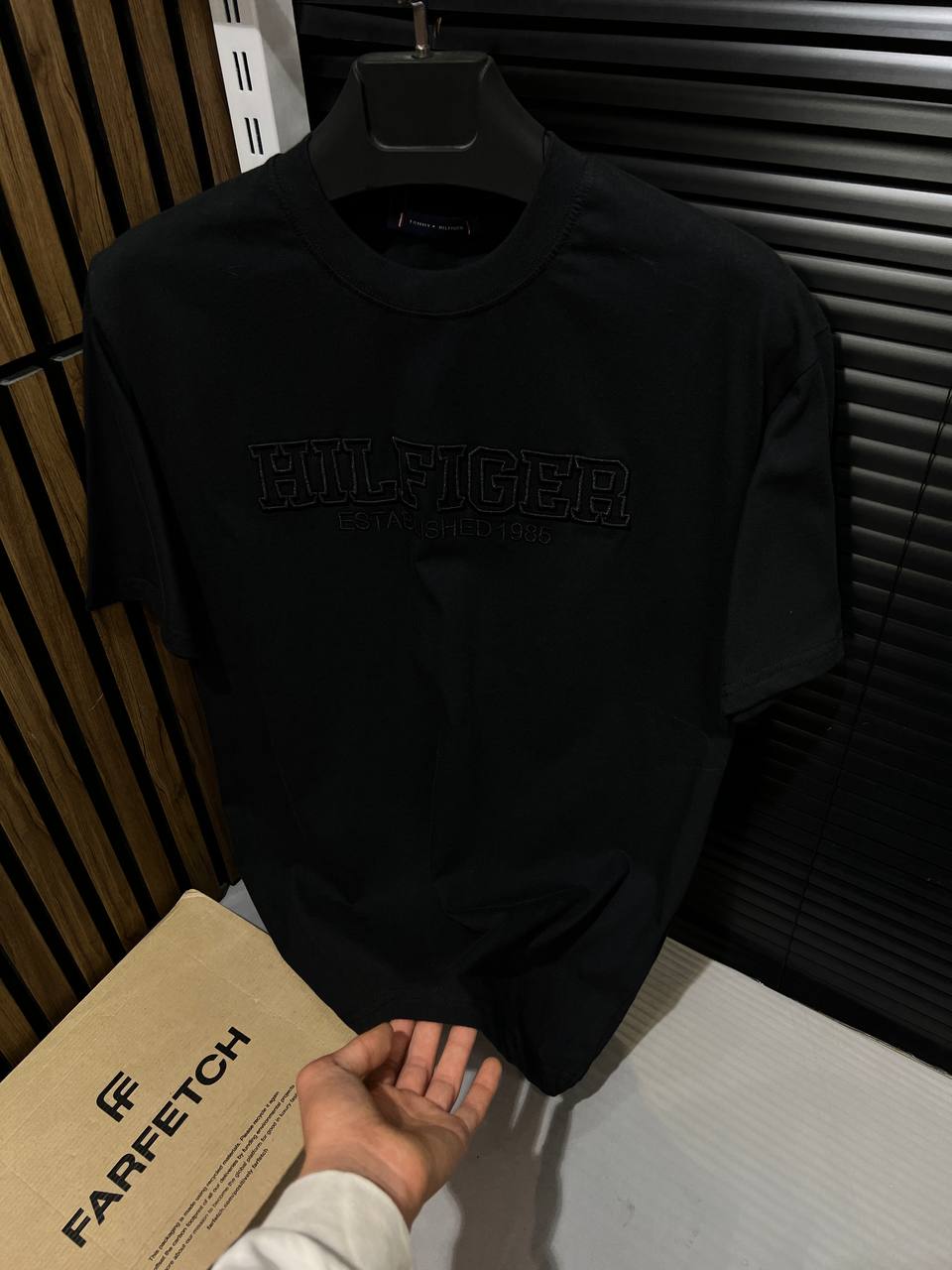 Tommy - 008120