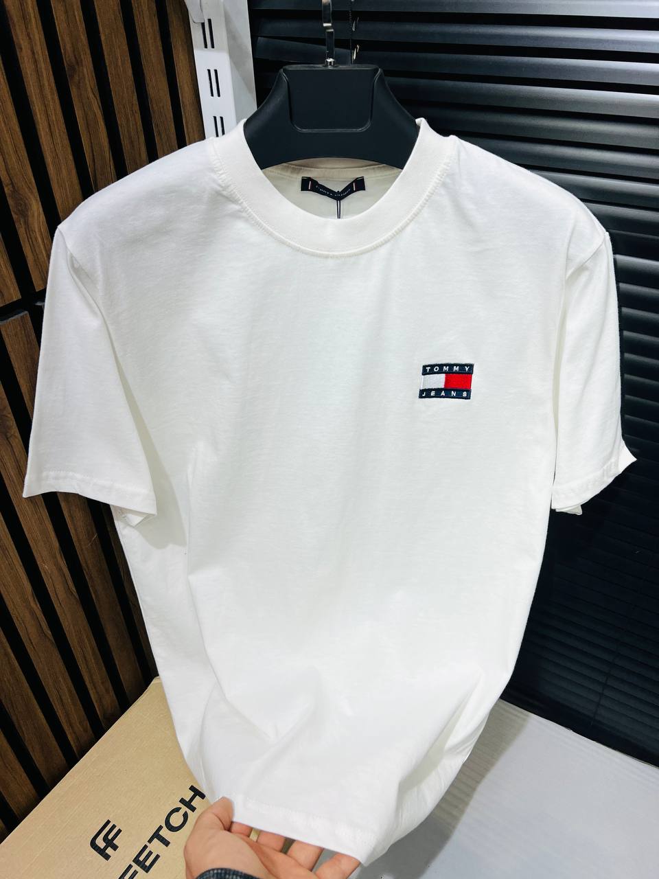 Tommy - 008122