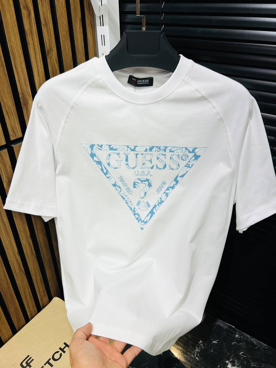 Guess - 83920