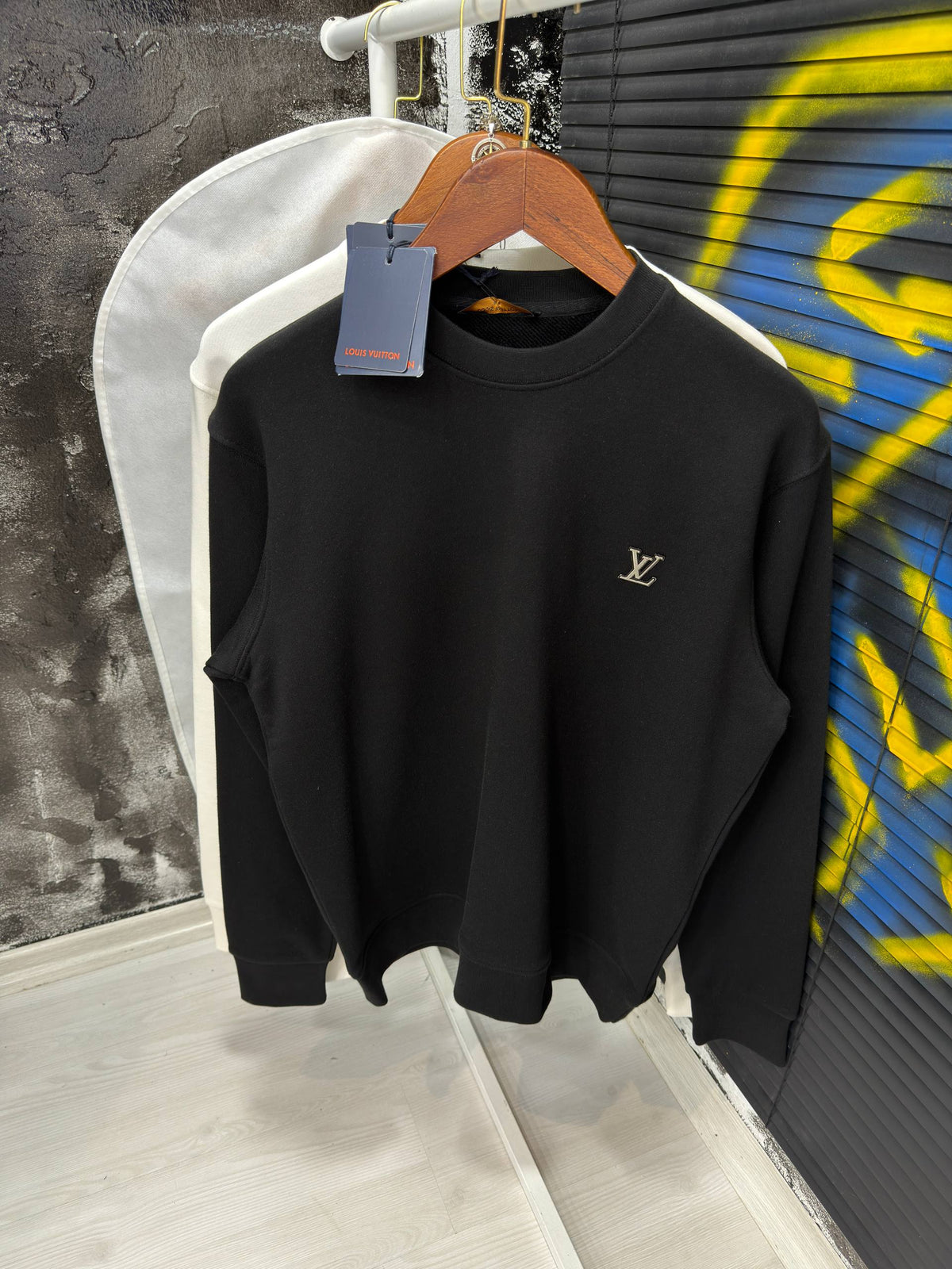 Hoodie LV - H10