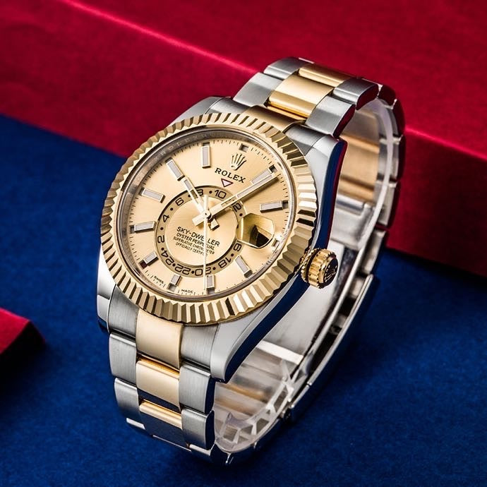 Automatic Watch for Men Replica Sky Dweller  Gold  Dial 40mm R061207
